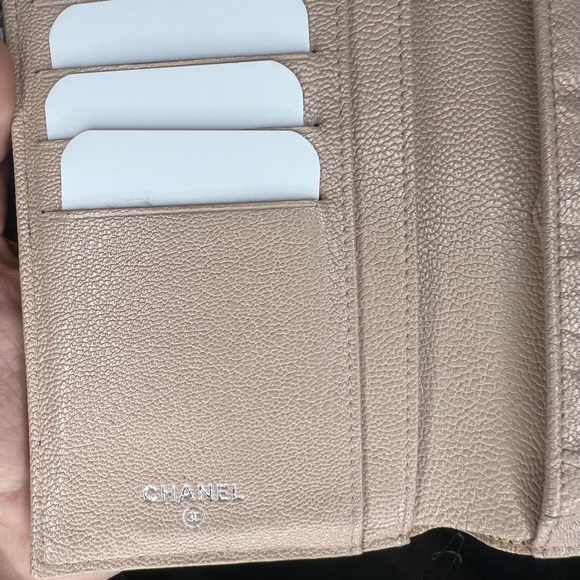 CHANEL Wallet Quilted
CC Logo Black Cream Long Fold Purse / Wallet - Picture 6 of 8